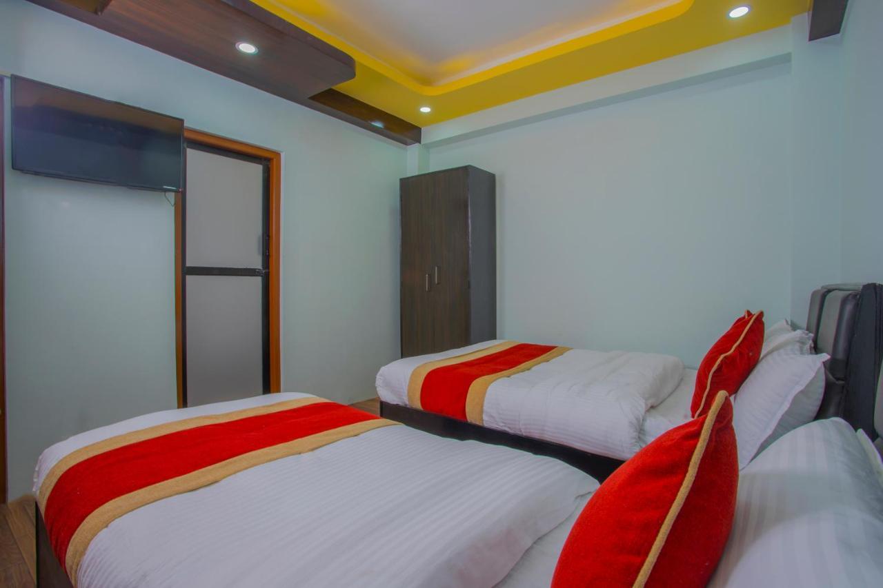 Oyo 260 Hotel Cultural Inn Катманду Екстериор снимка